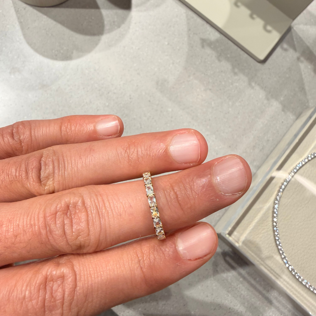 নিষ্ক্রিয়