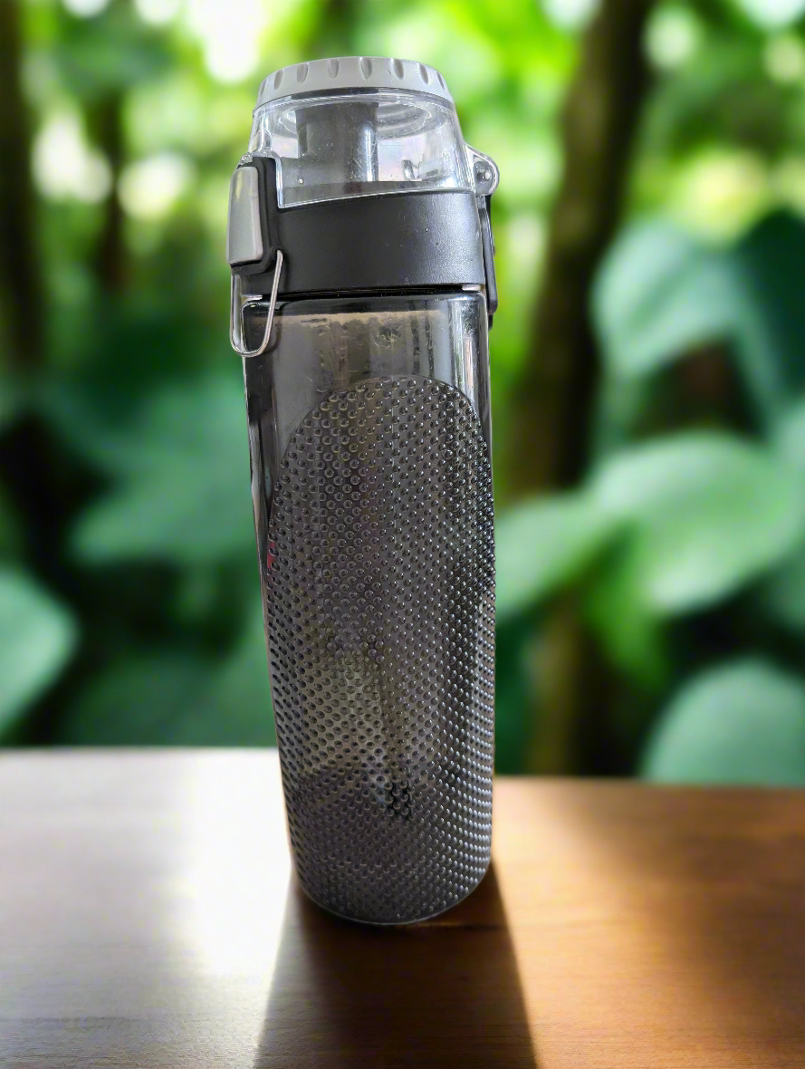 পানির বোতল