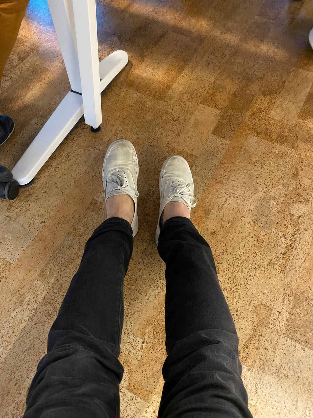 Scotts legs - ABETTERLOOKINGSHOP